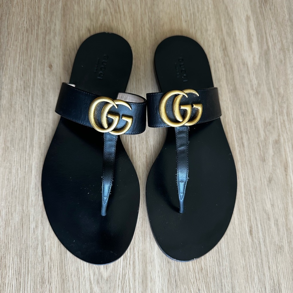 Gucci Marmont Thong GG sandals